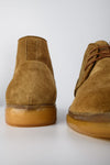 HAMPTON desert-brown suede chukka boots.