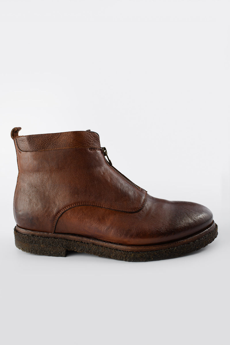 BROMPTON rusty-brown ankle boots.