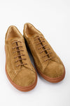 PUTNEY desert-brown suede sneakers.