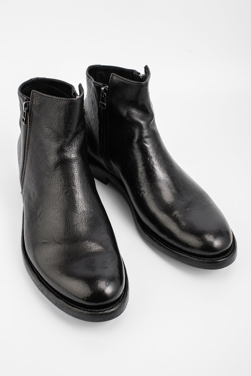 SLOANE urban-black double-zip ankle boots.