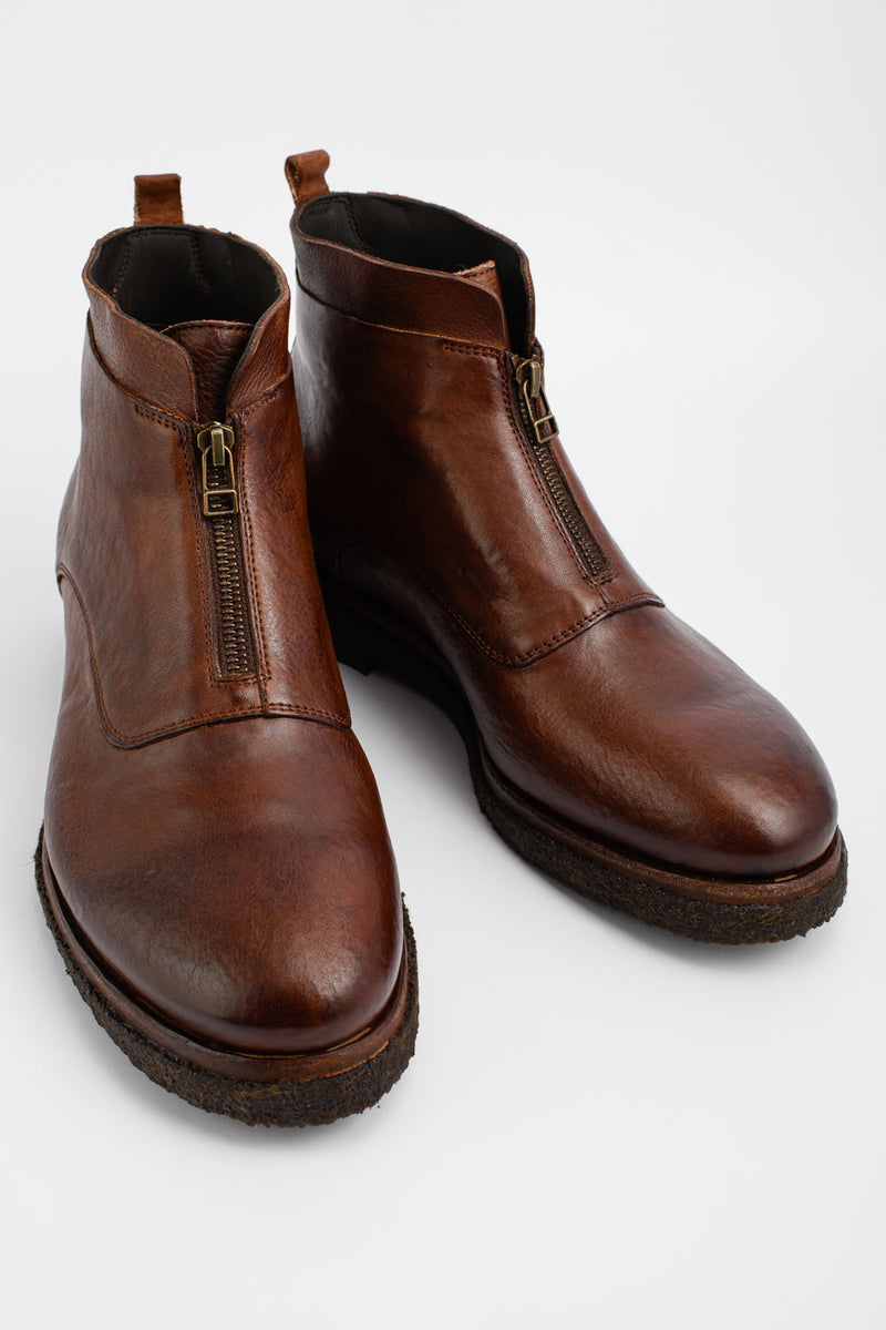 BROMPTON rusty-brown ankle boots.