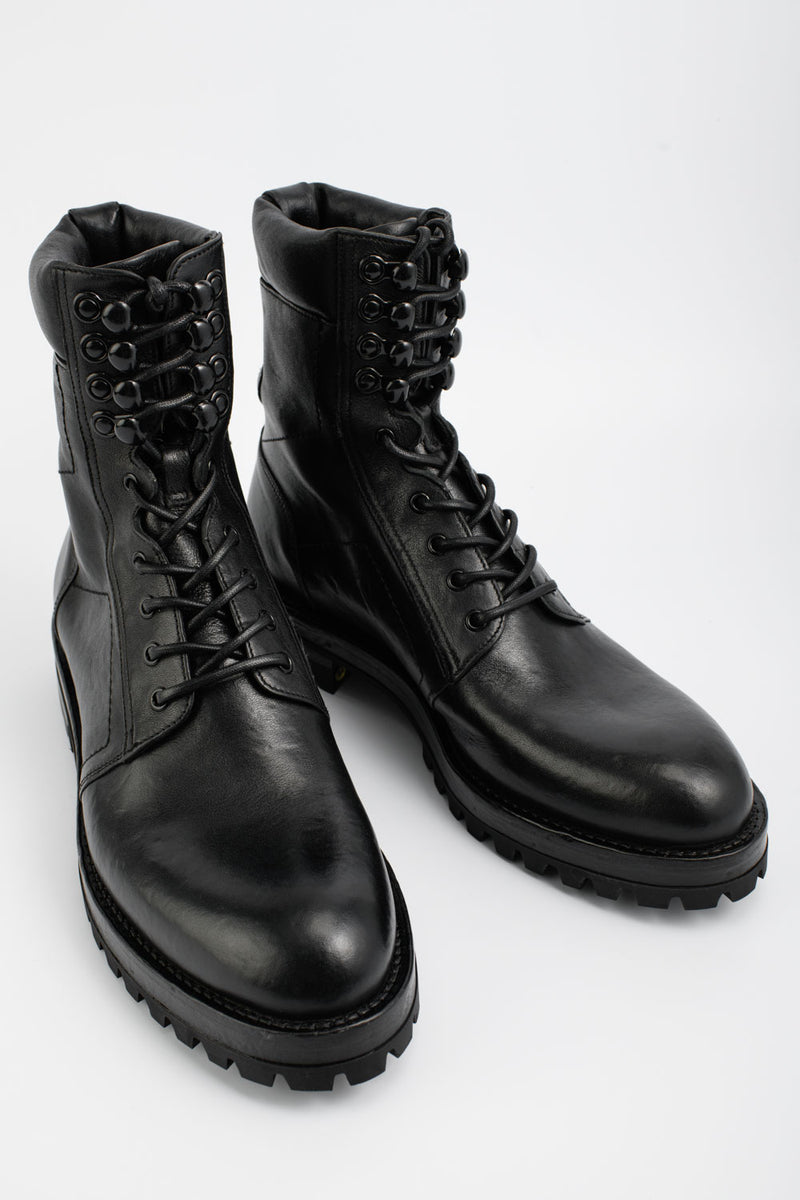 CAMDEN urban-black tactical combat boots.