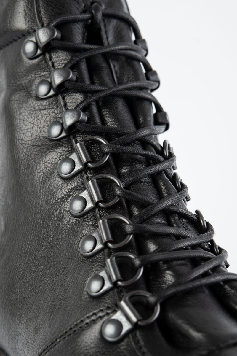 MADISON urban-black lace-up boots.