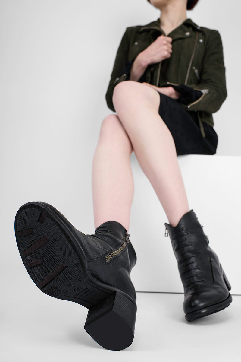 RILEY urban-black vintage ankle boots.