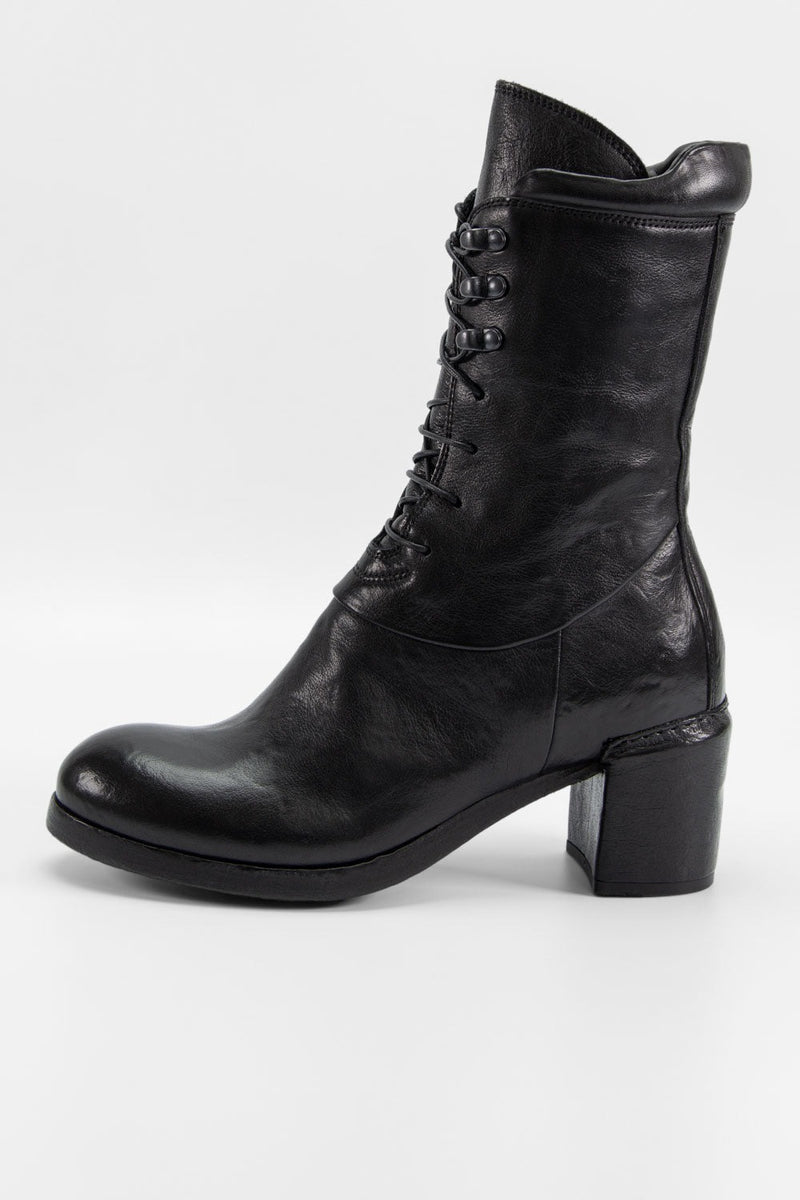 MADISON urban-black high commando boots.