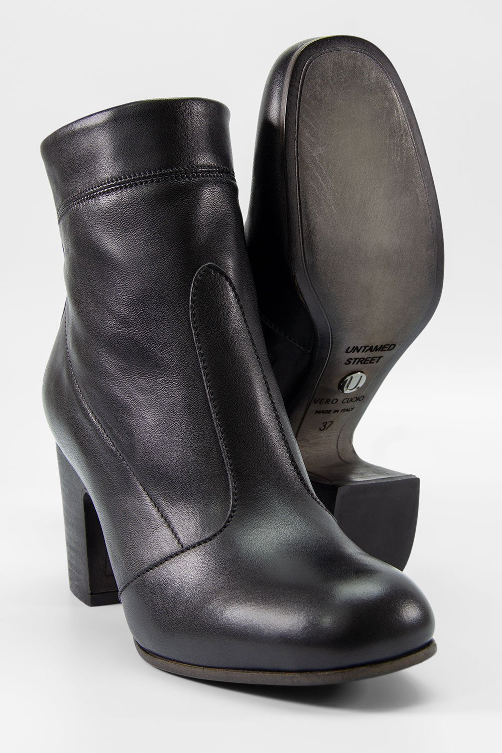 MOORE infinite-black fitted ankle boots.