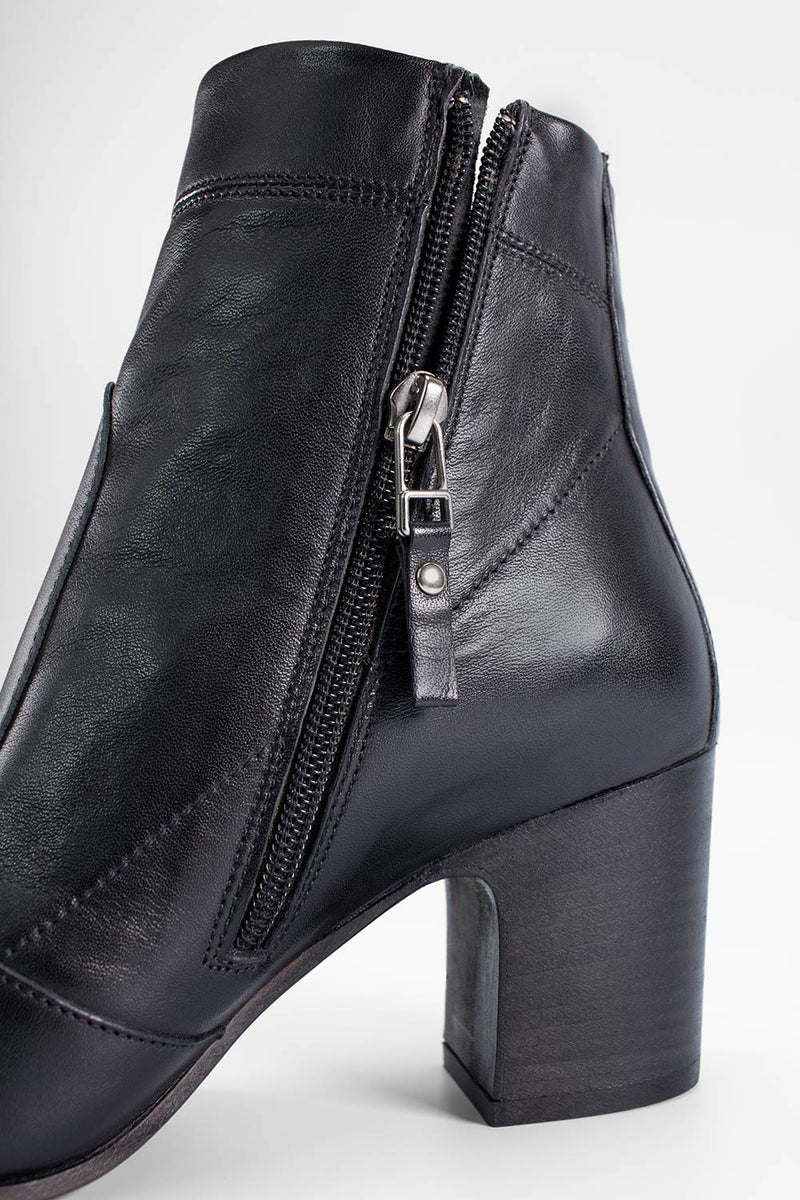 MOORE infinite-black fitted ankle boots.