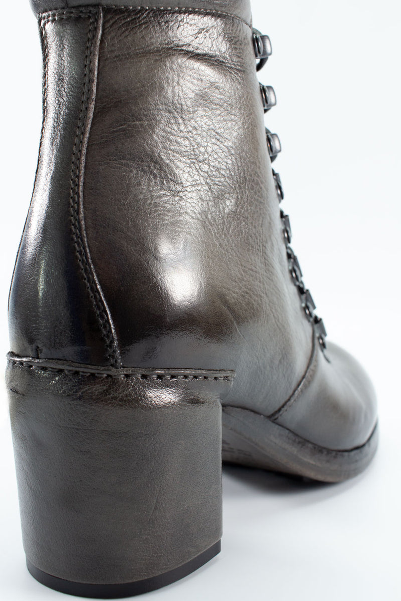 MADISON ice-grey lace-up boots.