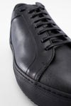 SOHO urban-black sneakers.