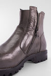 CAMDEN iron-grey ankle boots.