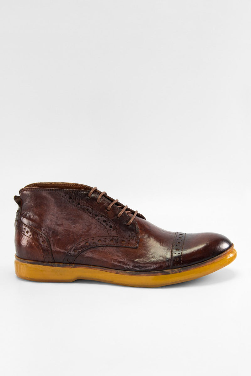 HAMPTON rich-umber brogue chukka boots.