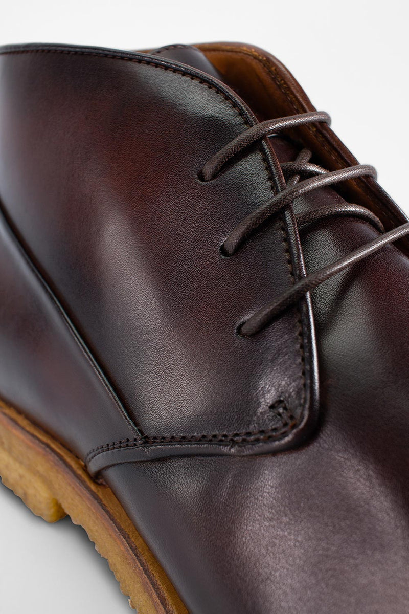 KINGSLEY chestnut patina chukka boots.