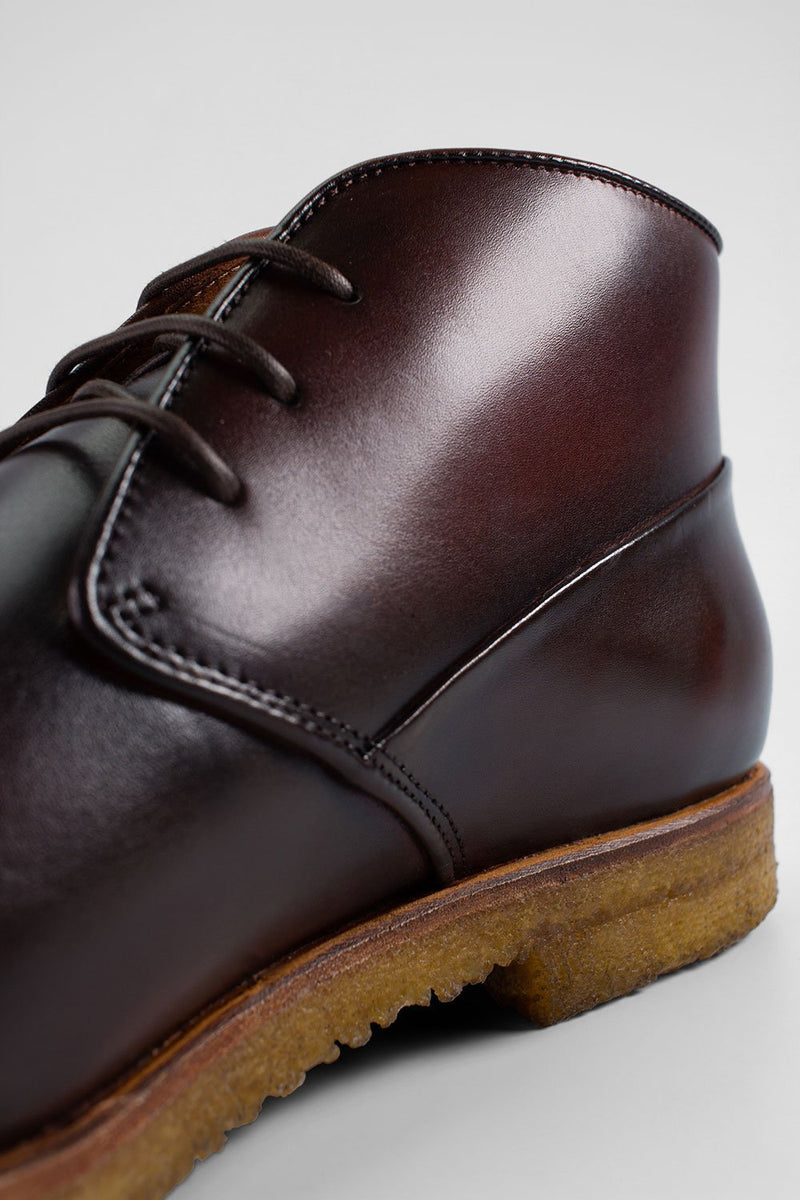 KINGSLEY chestnut patina chukka boots.