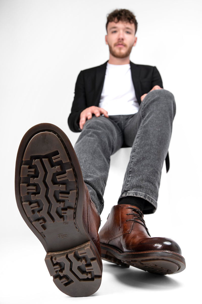 CS004-Brown Cow Leather Chukka Laces Boot