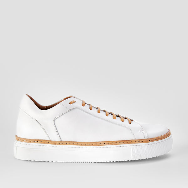 【NONCODE】Seo Sneakers ON Men's Cloudnova Form Sneaker | $150.00 | Saint Bernard