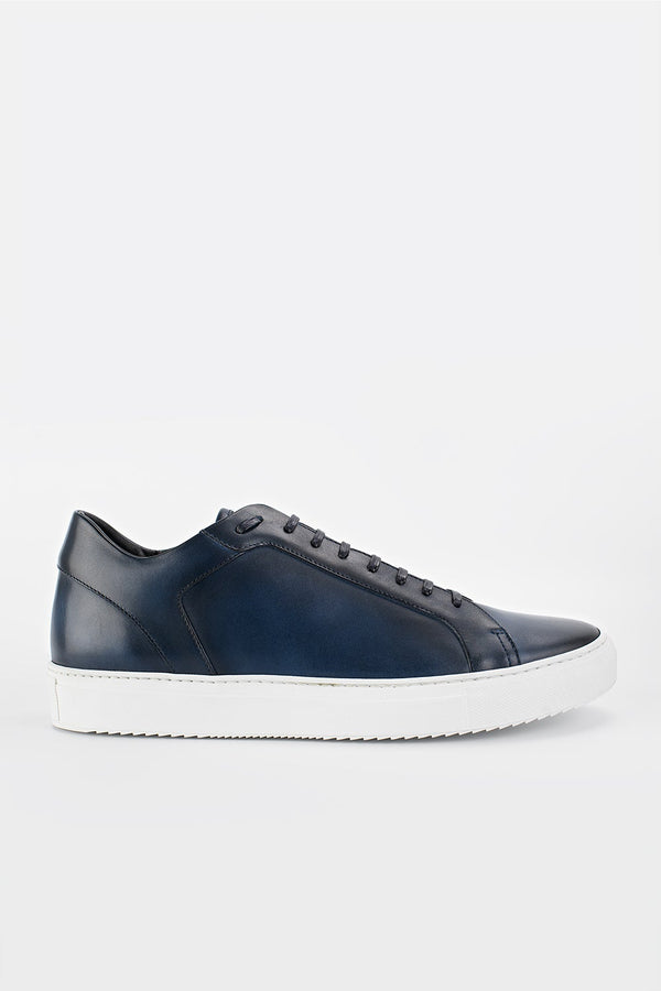 Urban Black Sneakers