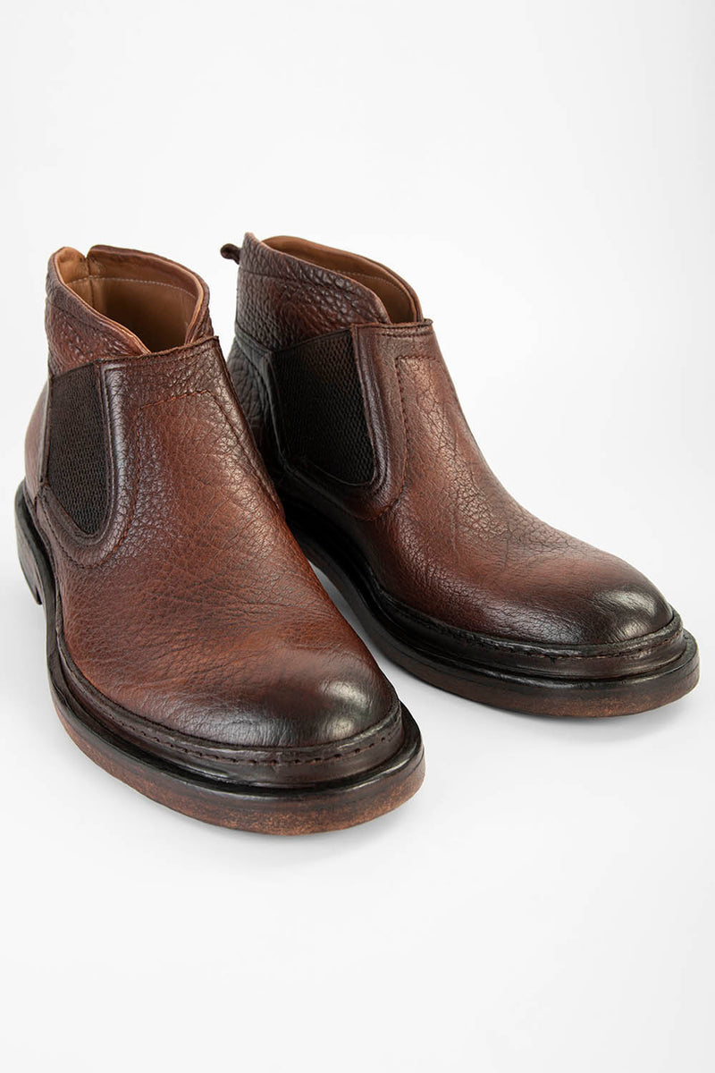 YORK cognac grained welted low chelsea boots.